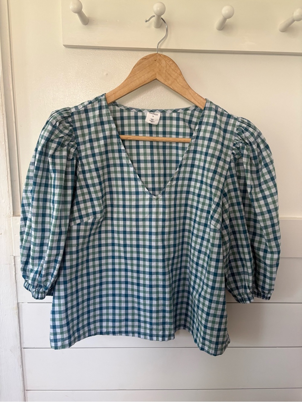 Melrose & Market Gingham Puff-Sleeve V-Neck Top | Blue Green | XS